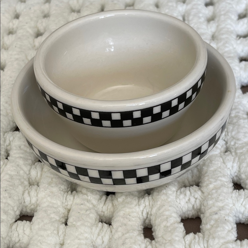 Vintage Homer Laughlin,Retro set of 2 cereal and fruit bowls,checkered. GUC
